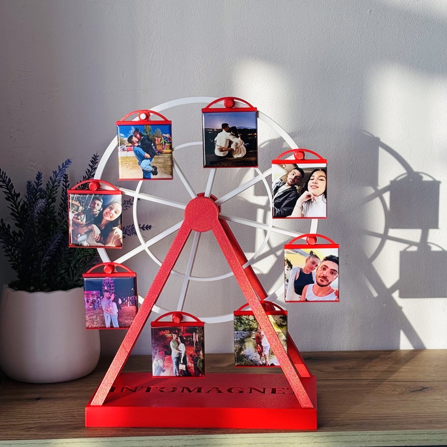Ferris Wheel Magnet Frame