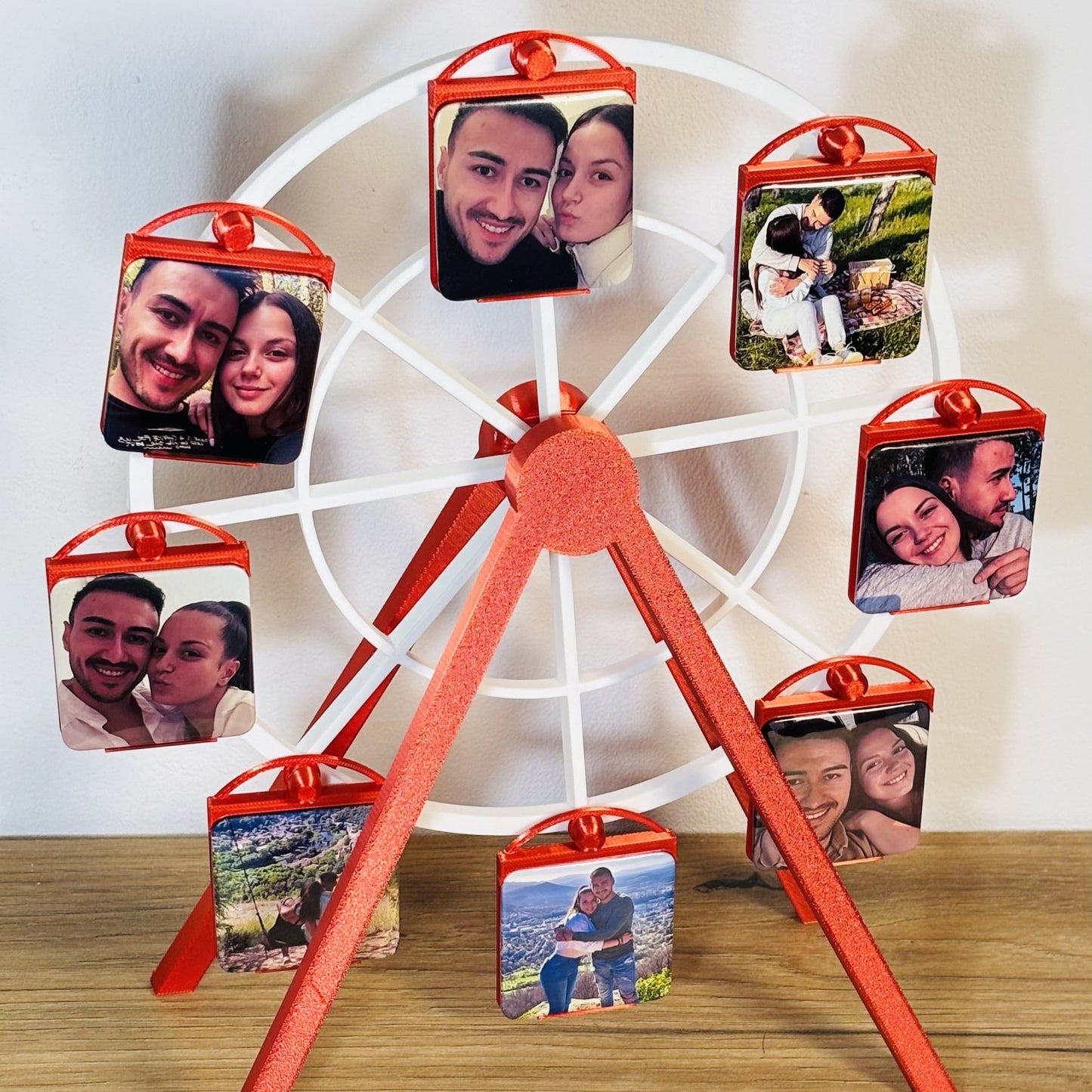 Ferris Wheel Magnet Frame